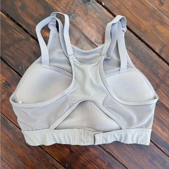 Gymshark High Support Mesh Sports Bra – grey/ Size XS - Picture 4 of 6